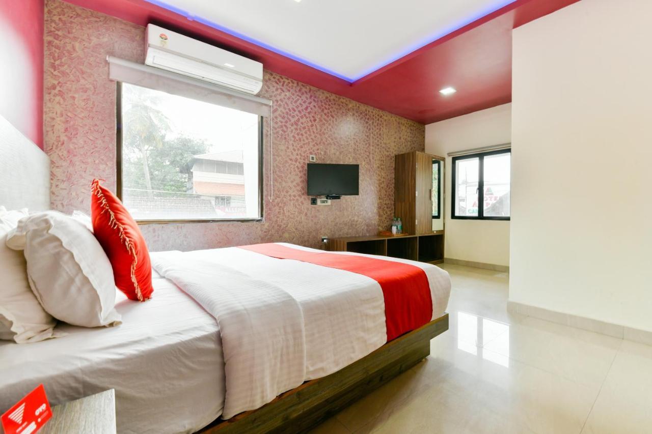 Oyo 1889 Hotel Aj Park Alappuzha Szoba fotó