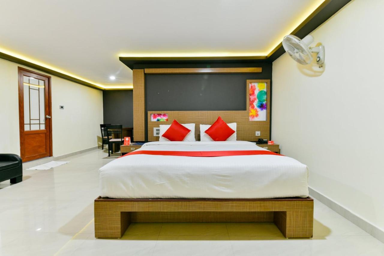 Oyo 1889 Hotel Aj Park Alappuzha Szoba fotó